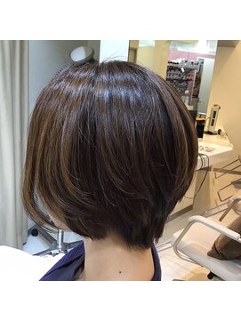 アルター(aL ter) 透明感アッシュボブ