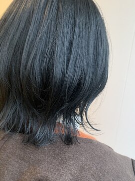 美容室 アイディー i-dee ブルーブラック