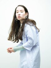 シーンバイスローフロー(Cn..by slow flow)