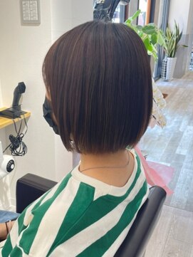 ラッキーヘア 加古川(Lucky Hair) ぴんぴんしない♪うる艶縮毛矯正/ぱつっとボブ【カドワキ】