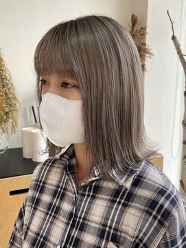 ノア(noa.) 『ハイトーンカラー』シルバーグレージュカラー