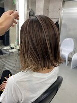 イキ 表参道(iki omotesando)&nbsp;モード/無造作ウェーブ/大人ガーリー[表参道駅]