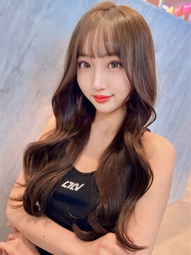 クム(kumu) 【kumu】高めレイヤー/ぱっつん前髪/栄/名古屋.