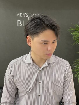 ブレイズ(BLAZE) ビジネスマンにオススメ！アップバングショート