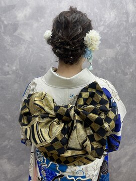 ルクスバイアフィナー(Luxo by Afinar) 【 町田 / Luxo by Afinar / シニヨンスタイル】