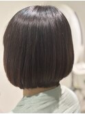 ショートボブ