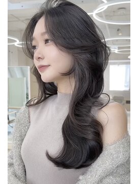 ビューヨコハマ(VIEW YOKOHAMA) 長め前髪くびれレイヤー