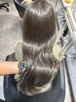 ディーエックス スリー(Dxxxx III)&nbsp;透明感グレージュ