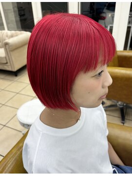 グラスペディア(graspedia) ビビッドレッド/ハイトーン/派手髪/個性的/ボブヘア/蛍光色