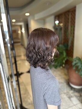 アサクラ シンキタ(ASAKURA SHINKITA) ミディアムパーマ