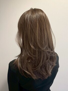 ムード(MOOD,) 暗めカラー/グランマッシュ[レイヤーカット/髪質改善/銀座]