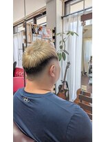 カットスタジオ ビリーヴ カットダブルカラー