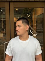 スウェル 押上店(Swell)&nbsp;清潔感際立つバズカットフェードスタイル