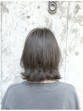 アルジャーノン グリーン(ALGERNON GREEN) グレージュ×外ハネボブ【松本直己】