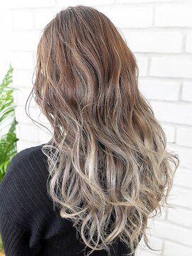 オーブ ヘアー シイラ 甲府昭和店(AUBE HAIR sheila) 【AUBE HAIR】ベージュ_グラデーションカラー