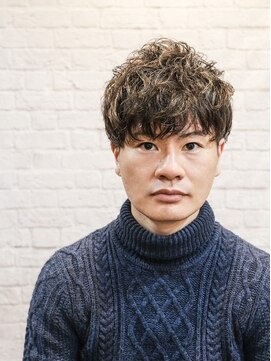 グレイスフル バーバープラチナム 六本木店(Graceful Barber platinum) ビジネスマンでもOK!爽やかスパイラルパーマ(2ブロック)