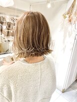 ネオリーブカフ 鶴ヶ峰店(Neolive caff)&nbsp;抜け感ヘア　大人ボブ　白髪ぼかし　レイヤー