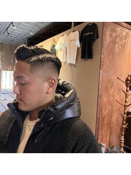 エルエー 大津店(L.A) ワイルドサイドパートラインスキンフェードスタイル