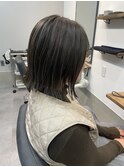 外ハネ×モノトーン