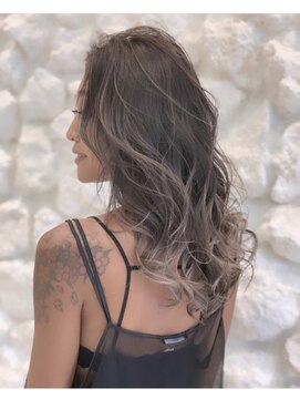 モアナバイヘッドライト 綱島店(Moana by HEADLIGHT) 【Moana綱島】#グラデーションカラー#ハイライト#20代#30代#40代