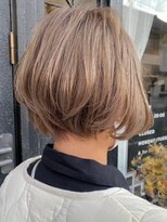 カムジーヘッド(COMEGHEAD)&nbsp;ダブルカラーミルクティーベージュカラーケアブリーチ韓国ボブ