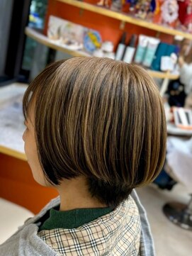 エターナルバイマティーナ(Eternal by MATINA) 【ブロンドアンブレラカラー×ショート】20代30代40代50代