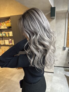 サニー 渋谷(SUNNY) バレイヤージュ、ハイライト、グレージュ、レイヤーカット、