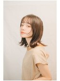 顔まわりカット　韓国ヘア　グレージュ