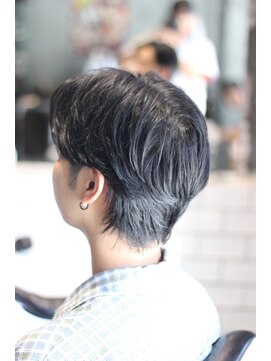 キングスマントーキョー 府中店(KINGSMAN TOKYO) アップバング / ツーブロック / スキンフェード 【府中】