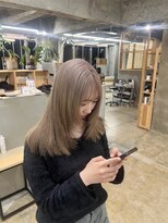 フリーラ 京都河原町三条店(freera)&nbsp;【kiho】White beige