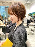 30代/小顔カット/ショート/オリーブグレージュ/豊中