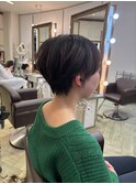 ショートボブ