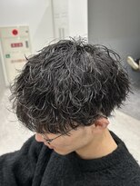 グロップ 町田(GLOP)&nbsp;学生人気のメンズ波巻きパーマ