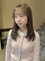 シェール(CHERE)&nbsp;ベージュカラー レイヤーカット