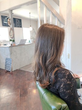 リンネ ヘアサロン(linne hairsalon) ゆる巻きロング