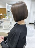 【Owll】コンパクトな前下がりボブ アッシュベージュ
