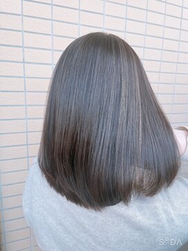 ジュジュル 稲毛本店(jujur) 透明感カラー/ロング/カーキグレージュ/大人かわいい【稲毛】