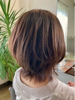 計算されたヘアデザインで、凛とした大人可愛いが叶う♪