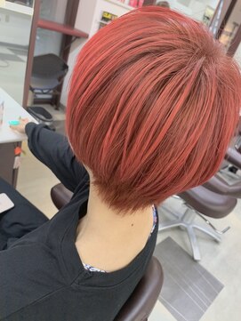 テテ(TETE) 丸みショート/ブラッドオレンジ