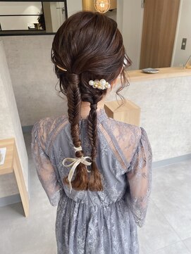 シー(thee) ツイン編みおろし