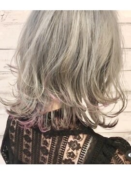 ファム 中筋店(femme) 外ハネミディ