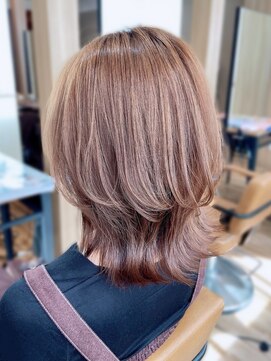 アロマ ヘアー ルーム 新宿店(AROMA hair room) おしゃれ女子ウルフヘアくびれふんわりミディアム/新宿/新宿西口