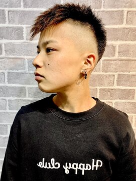 サロンドクロエ(Salon de Chloe) スキンフェード__ジェットモヒカン__ソフトツイストパーマ