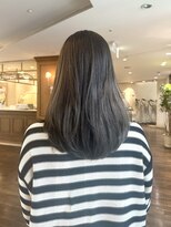 ザック ヴィ(ZACC  vie)&nbsp;レイヤーカット/セミロング/艶カラー/学割U24