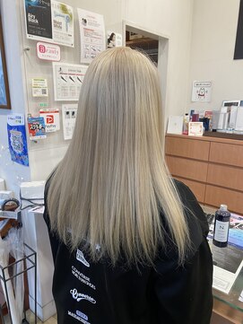 シャンプーボーイ 佐世保駅前店(SHAMPOO BOY) トリプルカラー