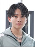 ナチュラルニュアンス刈り上げセンターパートSN