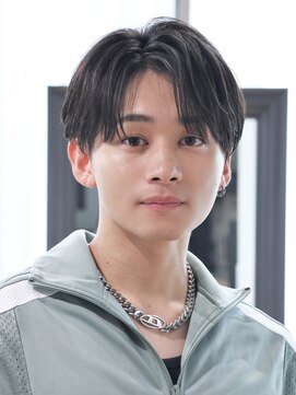 リップス レイ ギンザ(LIPPS Ray GINZA) ナチュラルニュアンス刈り上げセンターパートSN