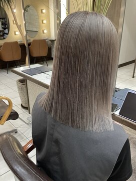 ソレイユトウキョウシブヤ(SOLEIL TOKYO shibuya) 切りっぱなしボブディブリーチアッシュグレー