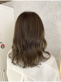 透明感抜群！アッシュベージュ