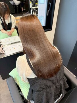 ユーザ(YUZA) ブラウンカラー